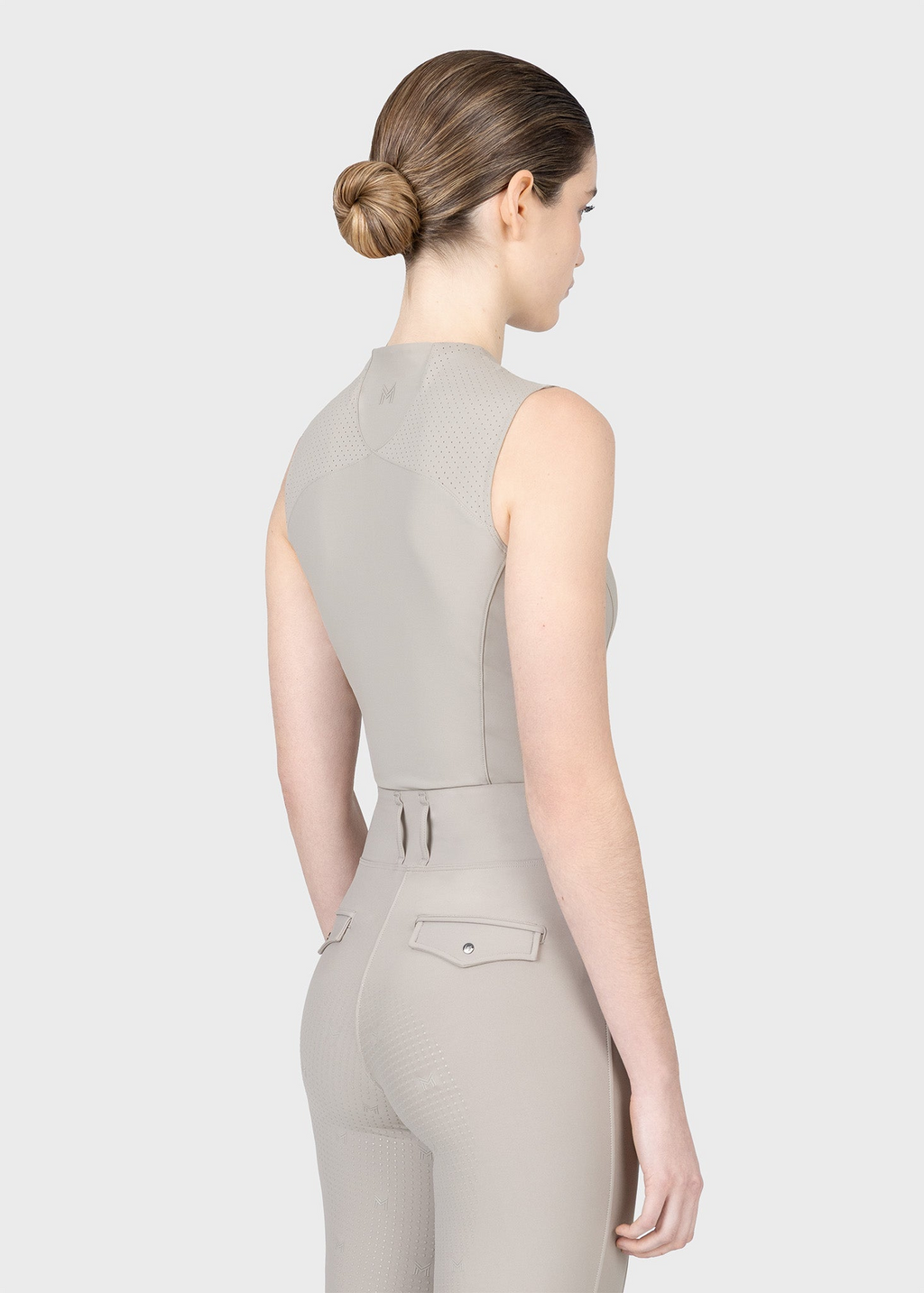 MAXIMILIAN EQUESTRIAN Origin Base Layer ärmellos soft taupe