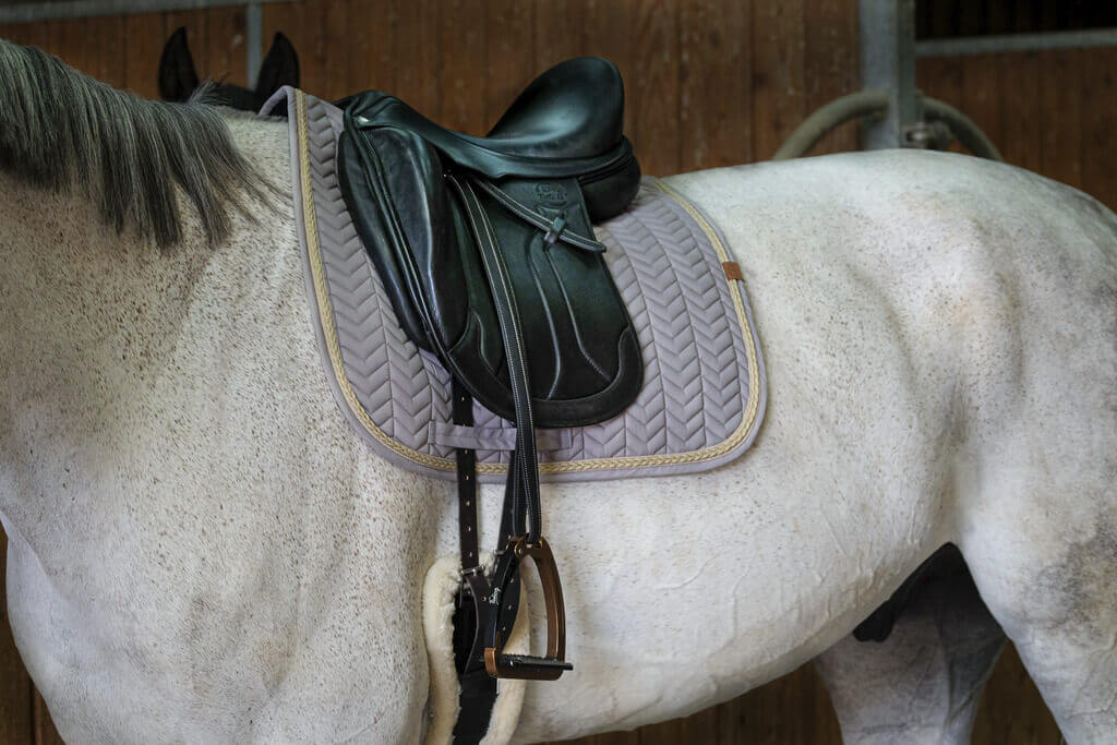 schabracke_equithem_softy_greemilla_pferdesport