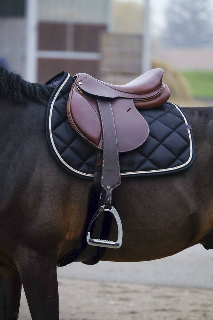 schabracke_equithem_classsic_greemilla_pferdesport