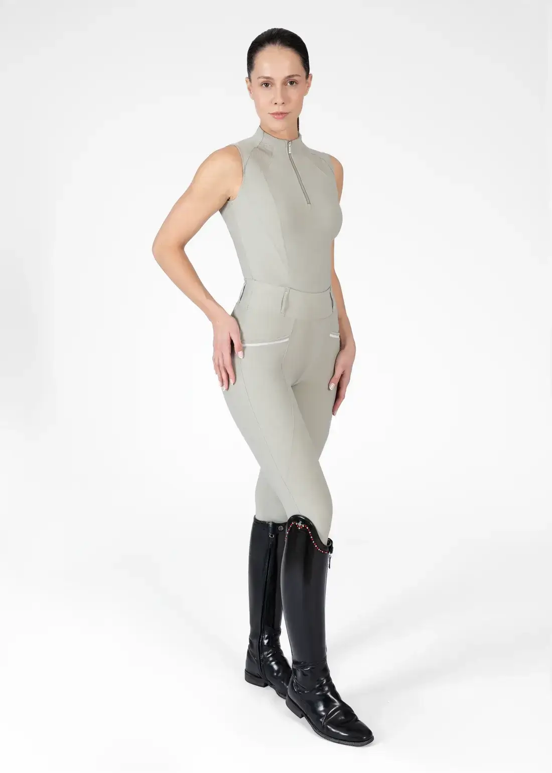 maximilian_frame_ärmellos_grenadine_greemillaa_pferdesport_