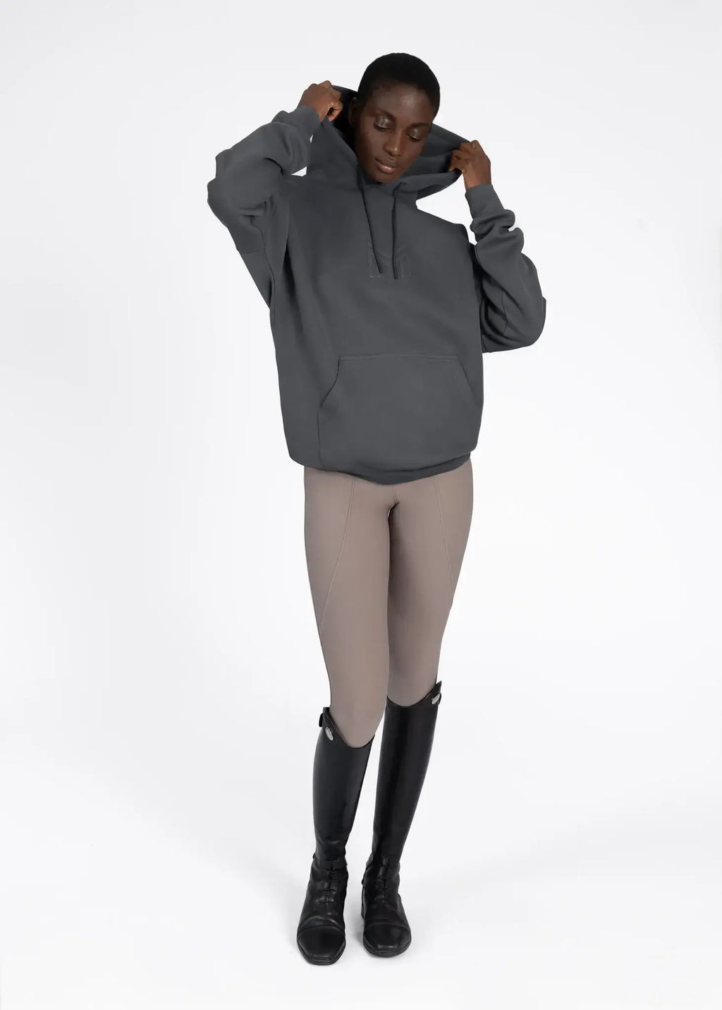 hoodie_oversizced_kaputzenpullover_hoodie_maximilian_greemillaa_pferdesport