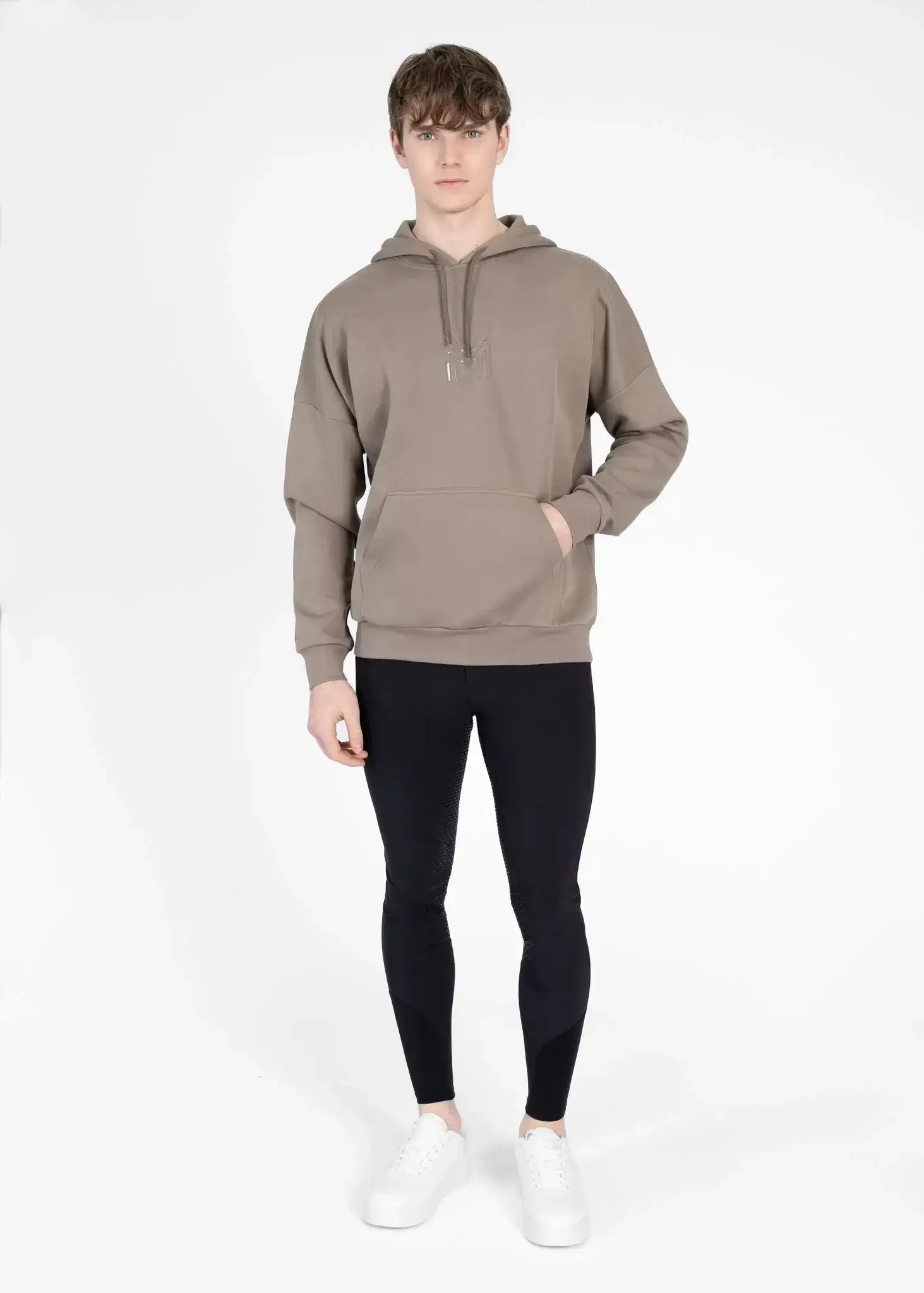 icon_hoodie_oversizced_kaputzenpullover_hoodie_maximilian_greemillaa_pferdesport