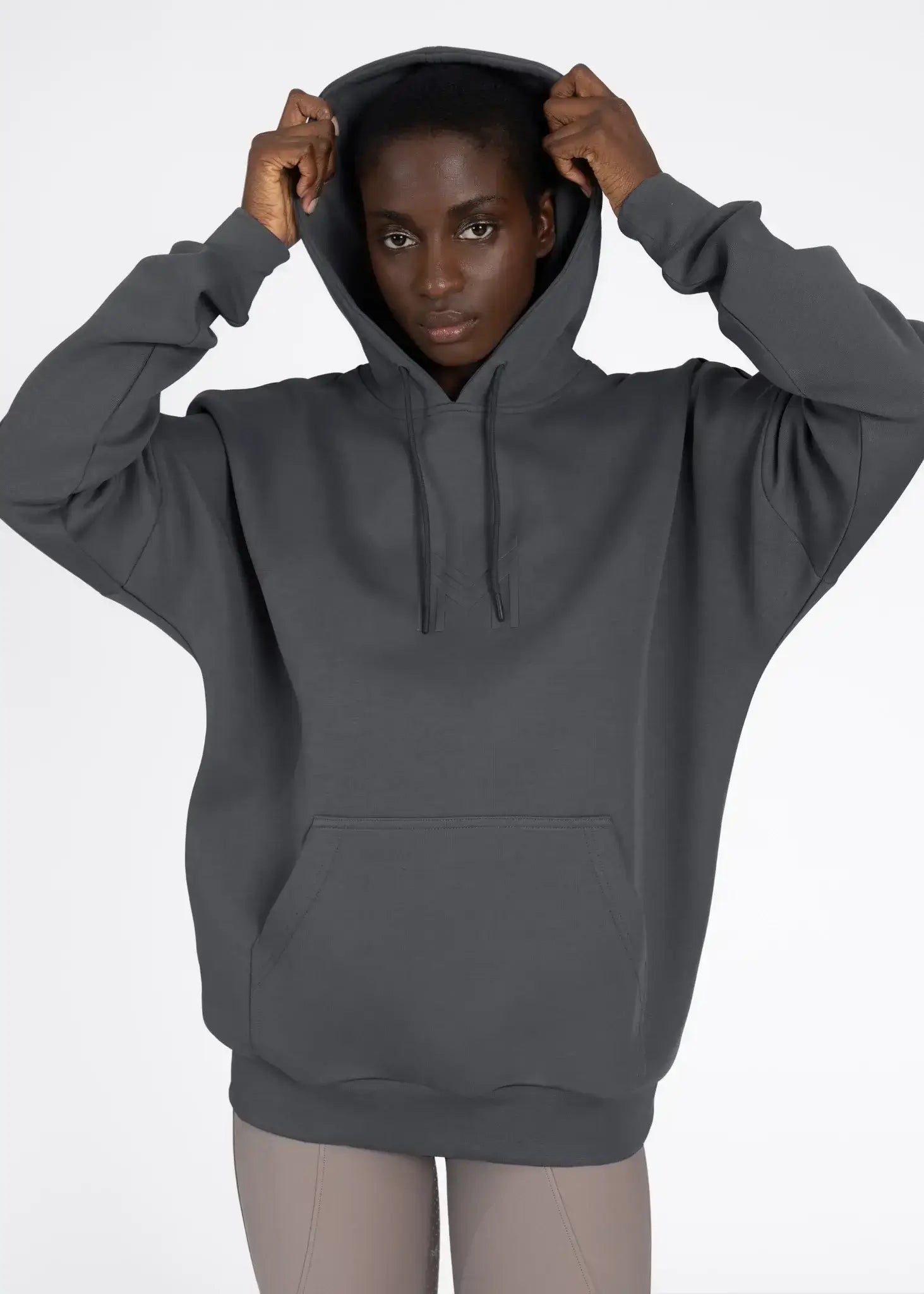 hoodie_oversizced_kaputzenpullover_hoodie_maximilian_greemillaa_pferdesport