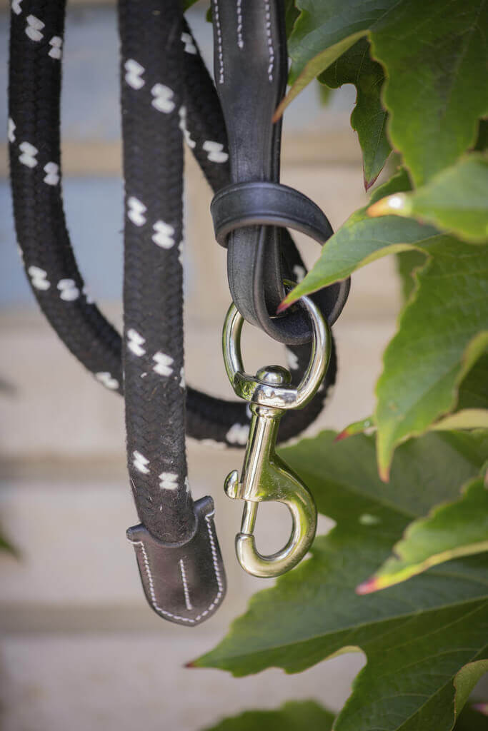 Penelope Strick aus Seil und Leder schwarz