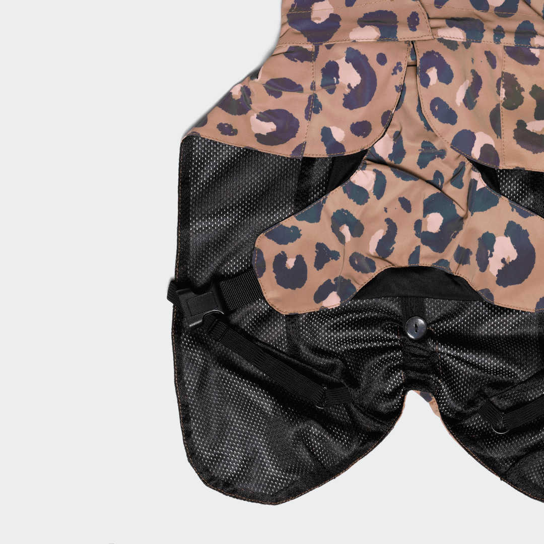 PAIKKA Visibility Regenmantel Lite für Hunde Leo