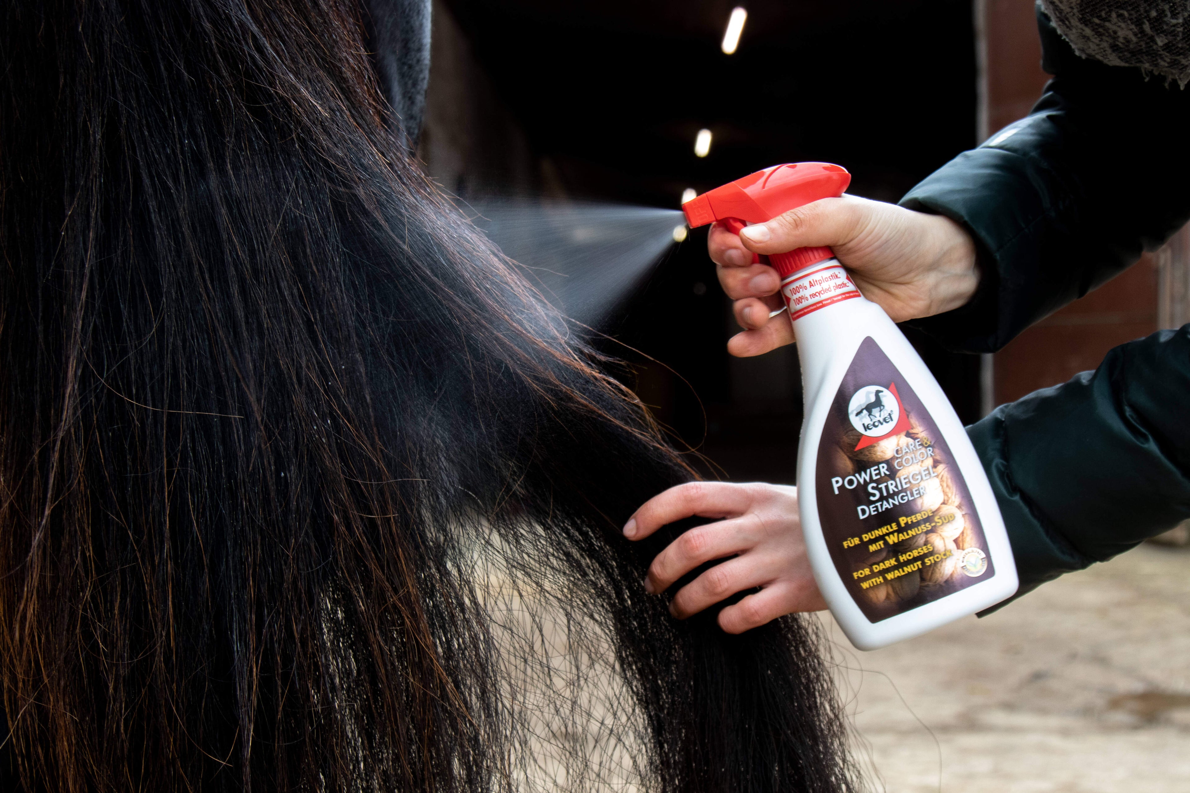 leovet Power Striegel Walnuss