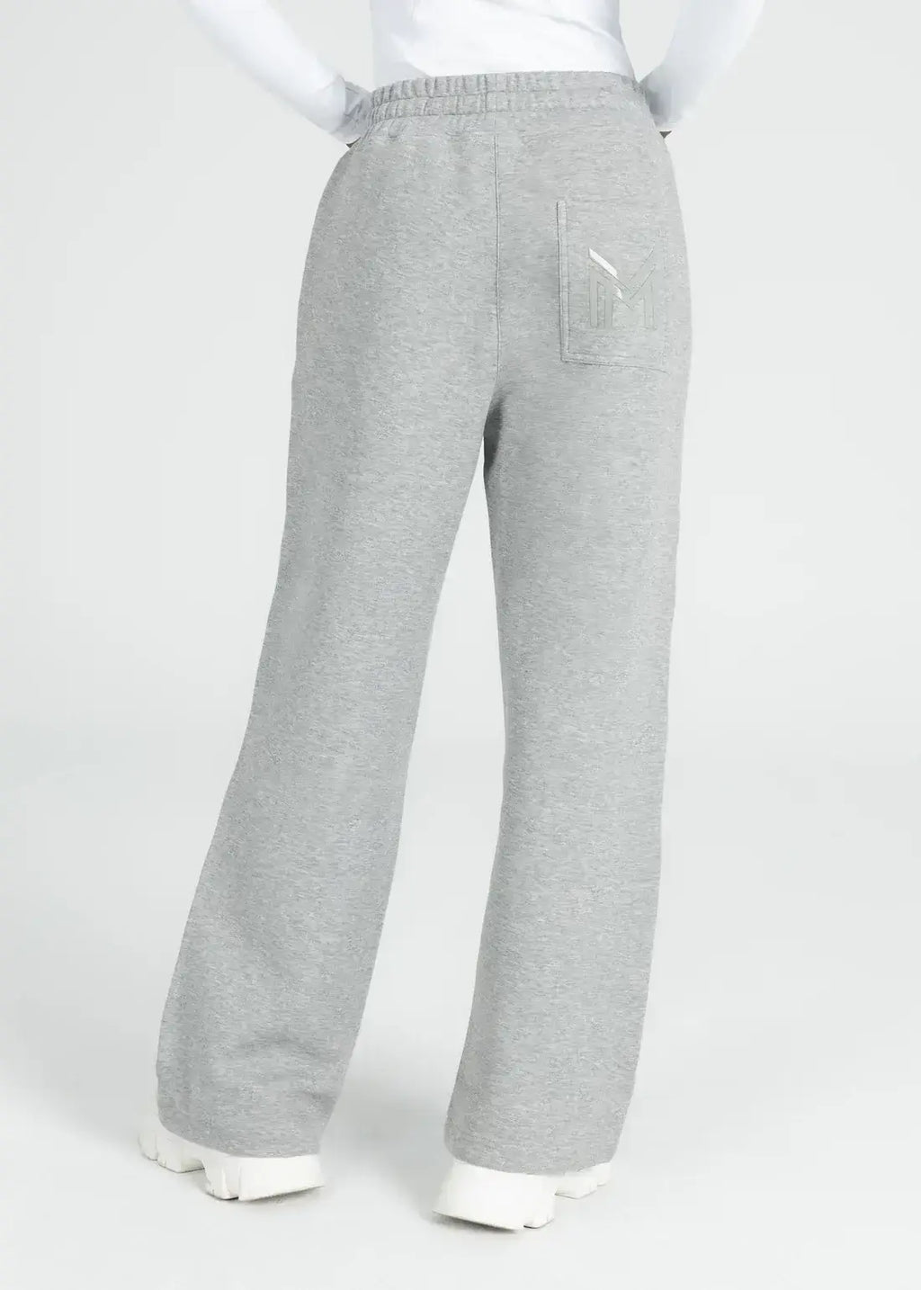 maximilian_sweatpants_icon_jogginghose_greemillaa_pferdesport_