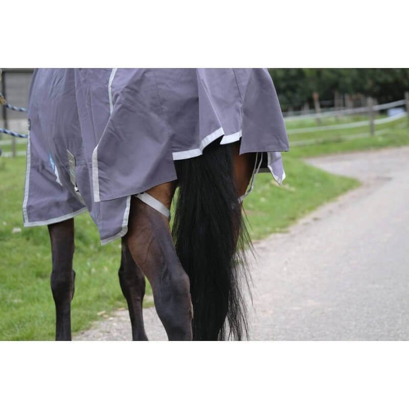 outdoordecke_recycelt_equitheme_tyrex_greemillaa-pferdesport